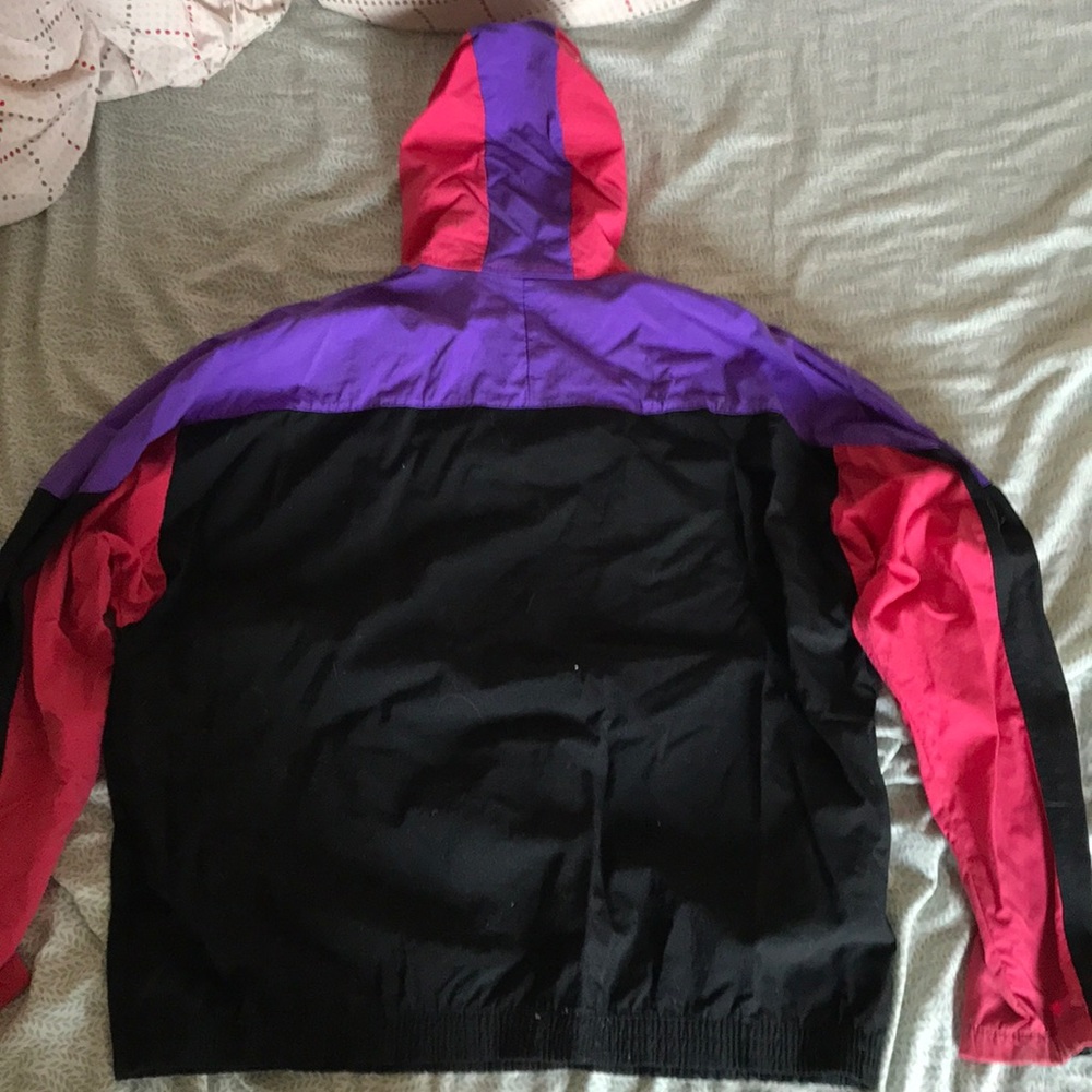 b.u.m. Lightweight Jacket - Picture 2 of 4